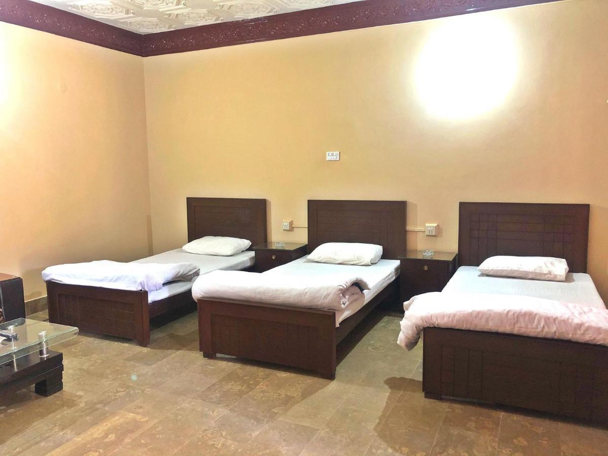 Hotel Babar House Faisalabad Exterior foto